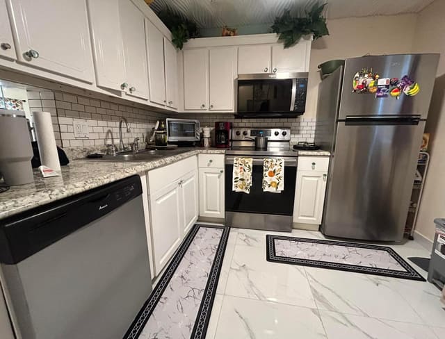 300 NE 26th Avenue 113, Boynton Beach, FL 33435