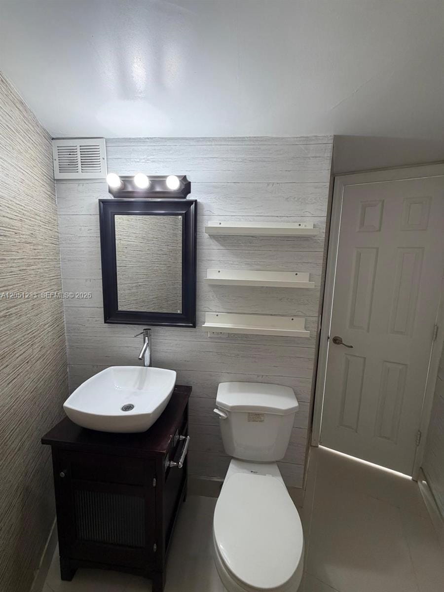 1881 Washington Avenue 6A — photo 10