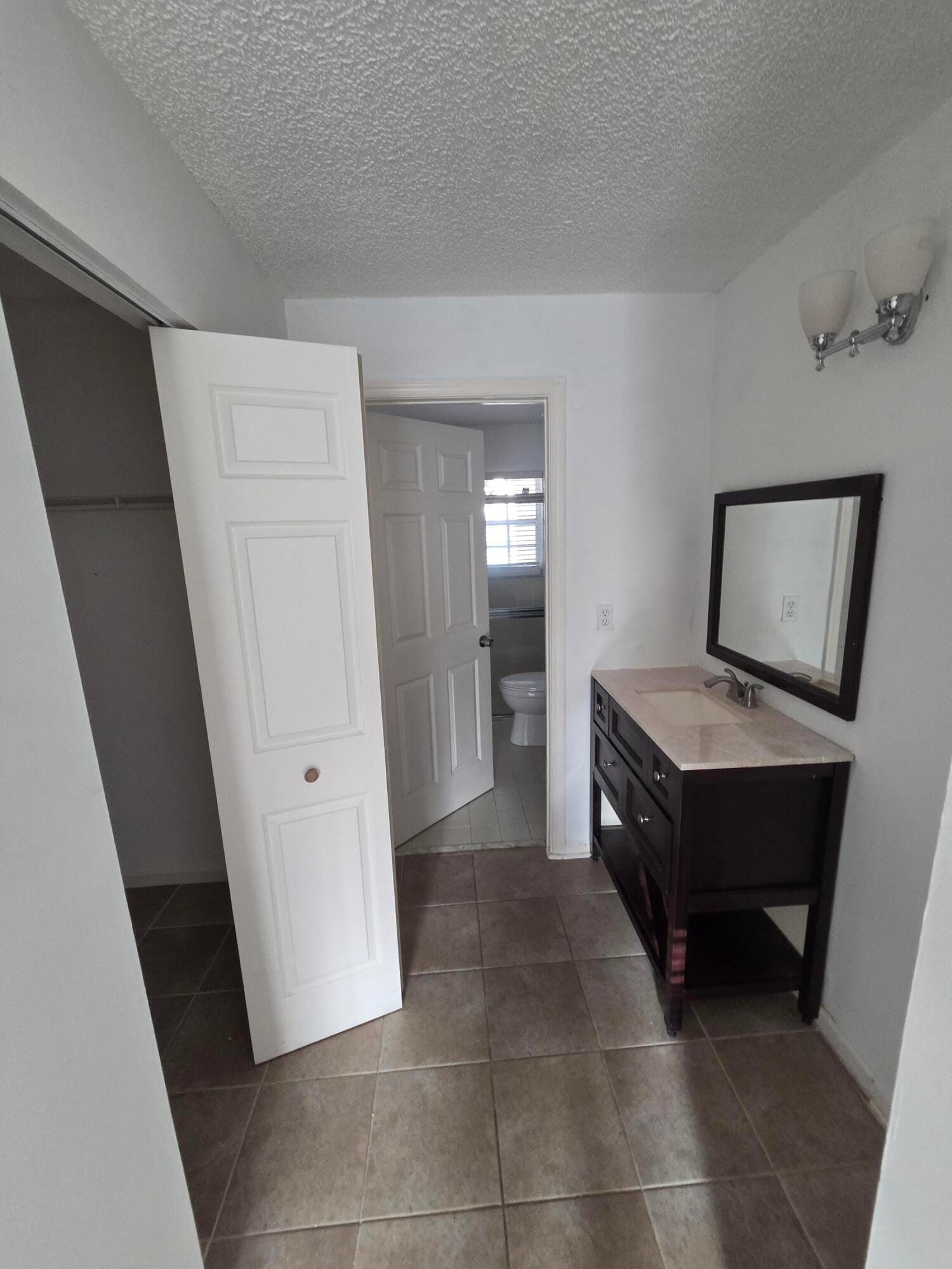 7093 Middlebury Drive 7093 — photo 11