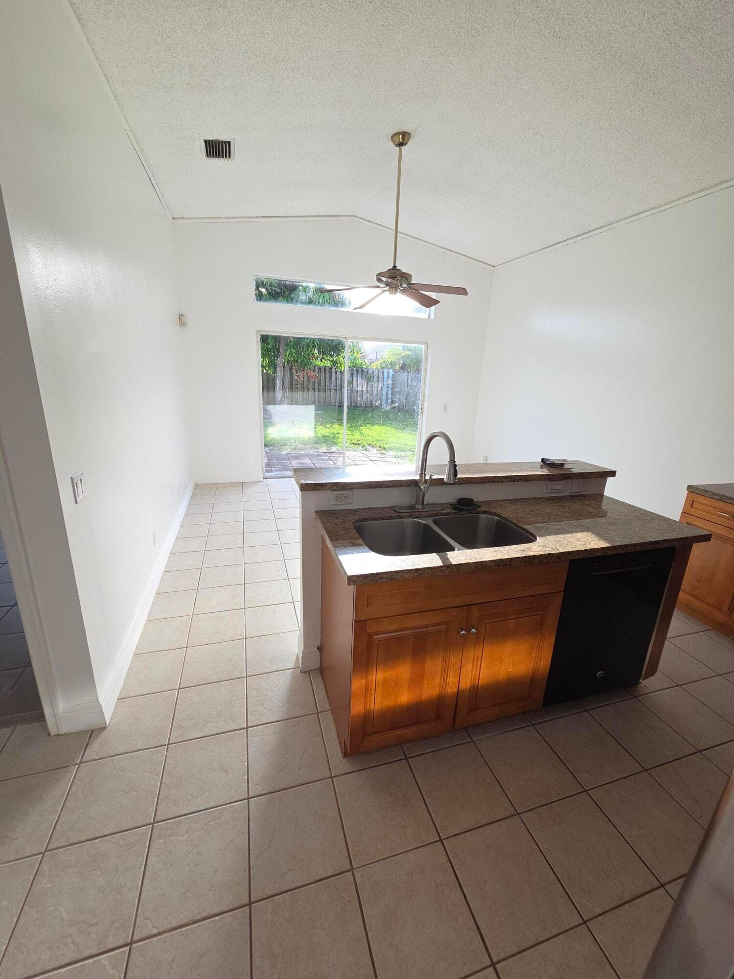 7093 Middlebury Drive 7093 — photo 7
