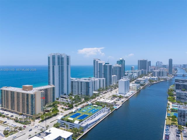 2501 S Ocean Drive 828, Wave, Hollywood, FL