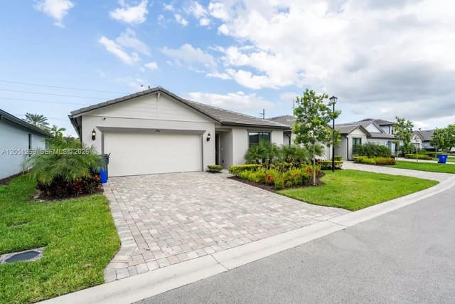 2940 Shortleaf Avenue 2940, Lauderdale Lakes, FL 33311