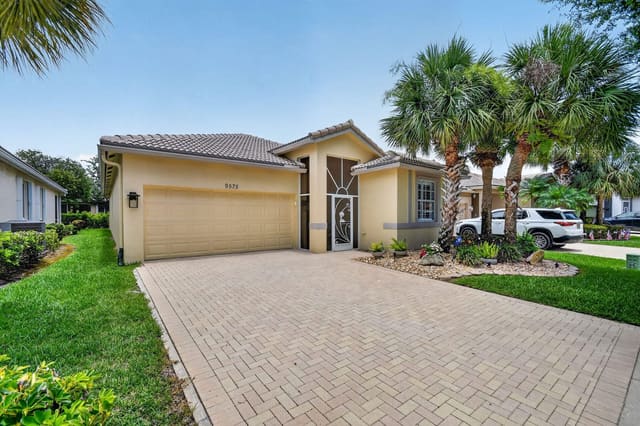 9575 Sandpiper Shores Way, Baywinds Rpd, West Palm Beach, FL