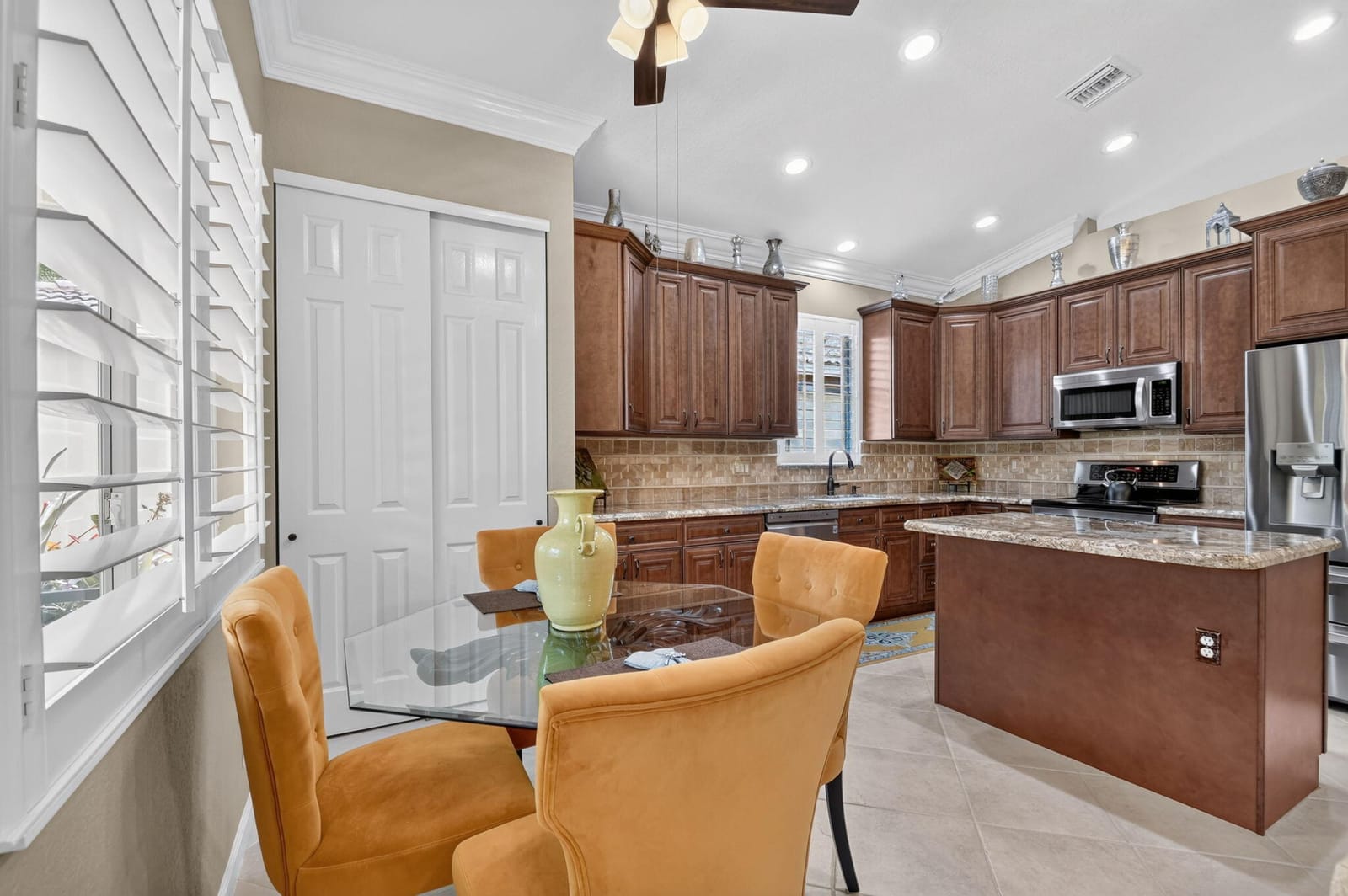 9575 Sandpiper Shores Way — photo 8