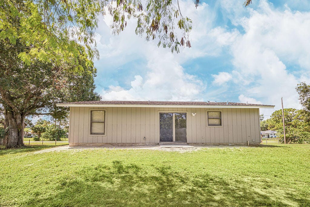 18565 47th Court N, Loxahatchee, FL 33470 photo 11