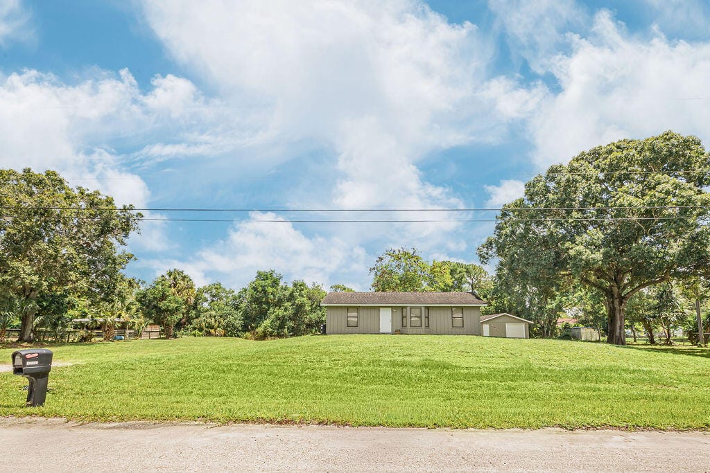 18565 47th Court N, Loxahatchee, FL 33470 photo 3