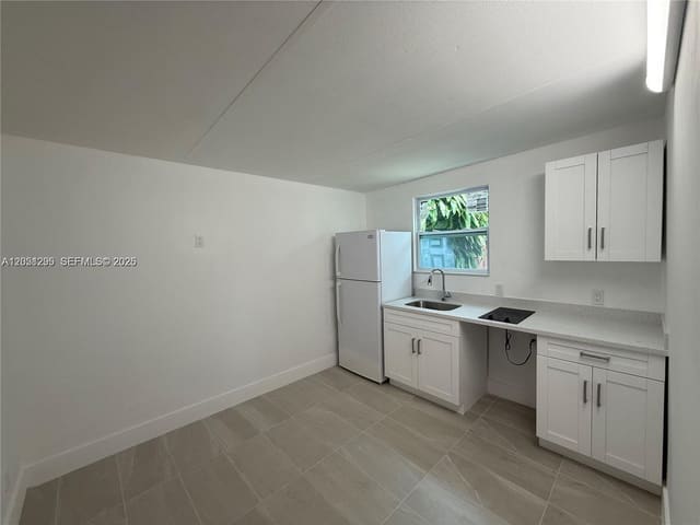 6765 SW 34th Street 1, Miami, FL 33155