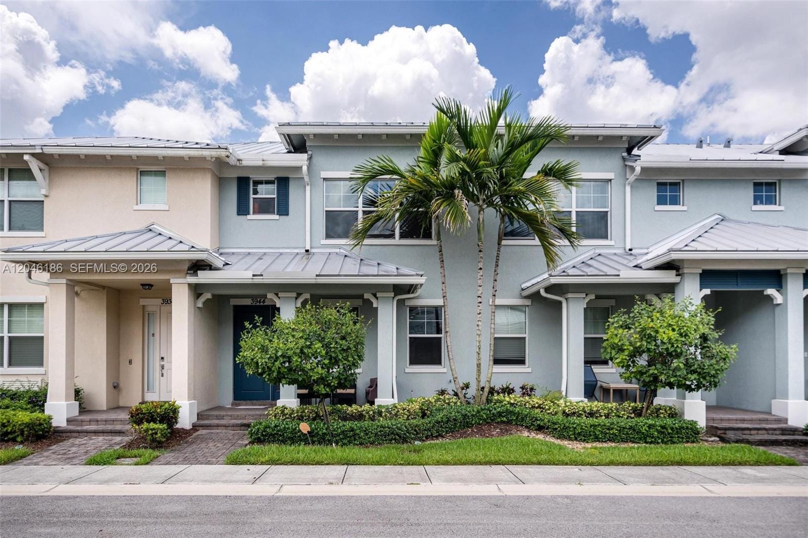 3944 Poinciana Lane, Hollywood, FL 33021