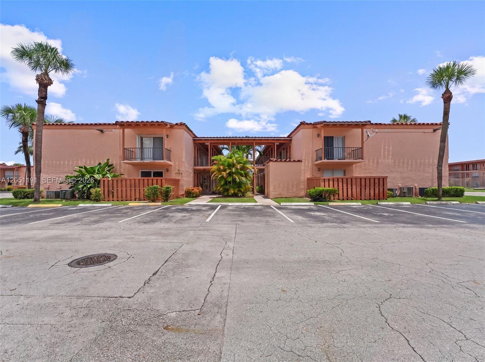 7220 Fairway Drive G3, Miami Lakes, FL 33014