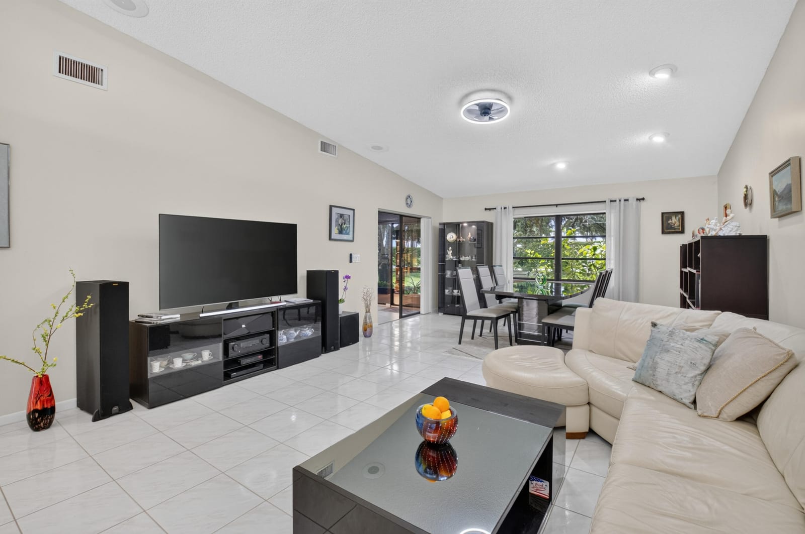 8246 Springview Terrace — photo 9