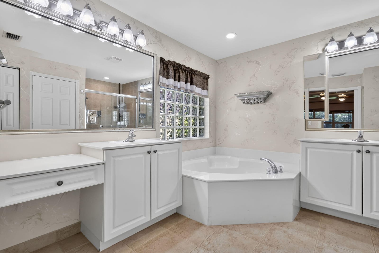 8135 Playa Del Sur Boulevard, Lake Worth, FL 33467 photo 28