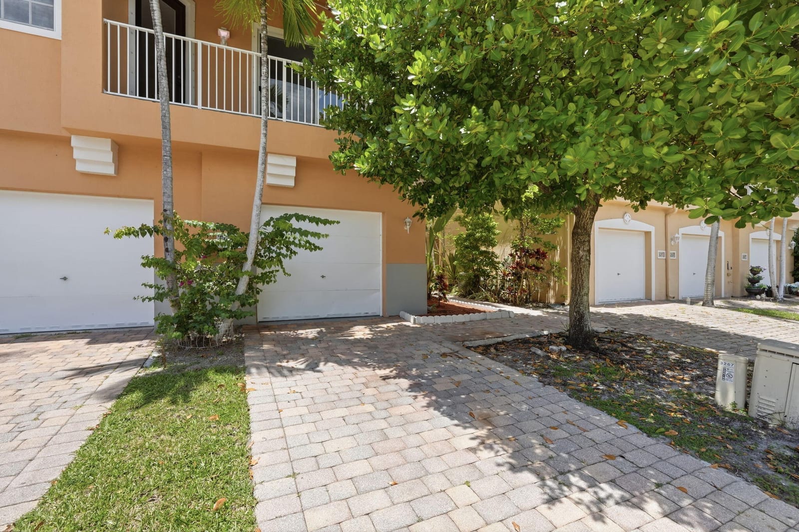 3261 Scarletta Drive, Riviera Beach, FL 33404 photo 23