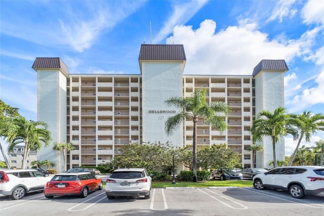 9101 W Sample Road 402, Briarwood Club, Coral Springs, FL