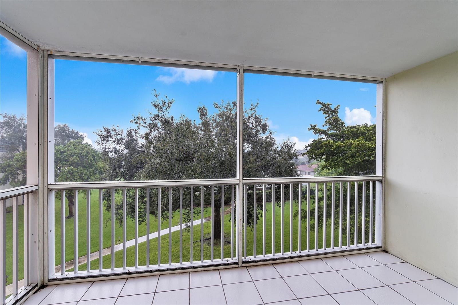 9101 W Sample Road 402, Coral Springs, FL 33065 photo 14