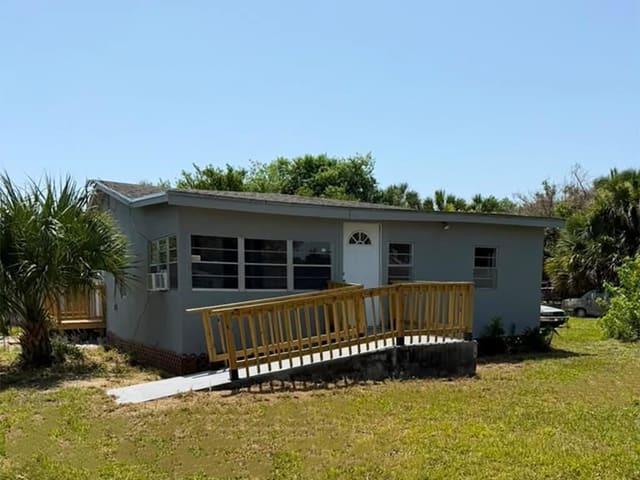 4250 29th Avenue, Vero Beach, FL 32967