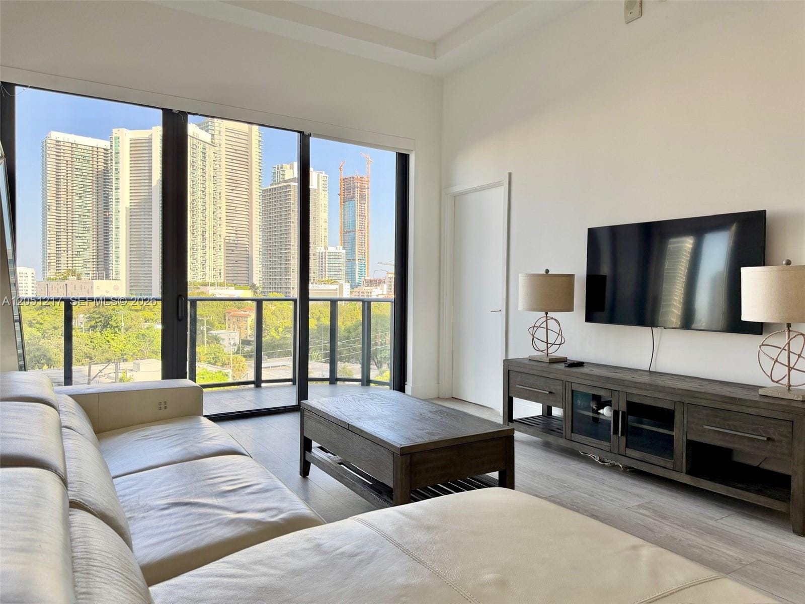 121 NE 34th Street L605, Miami, FL 33137 photo 4