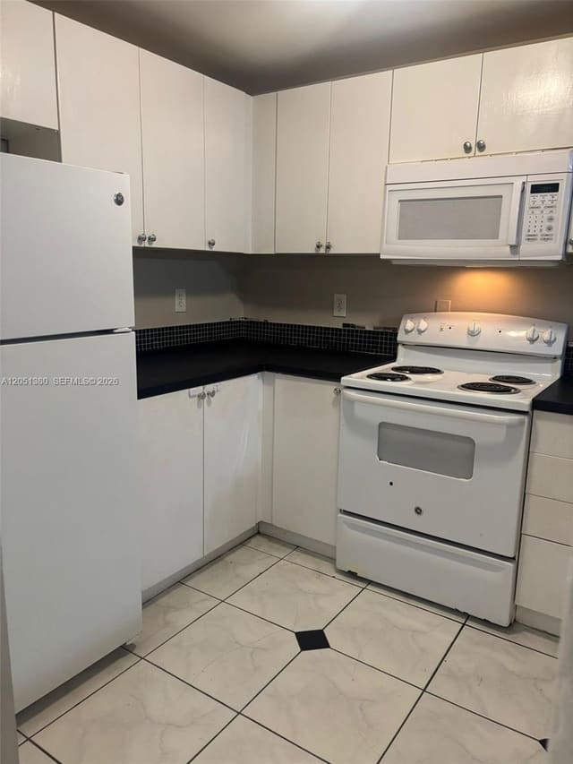 4334 NW 9th Avenue 91G, Deerfield Beach, FL 33064