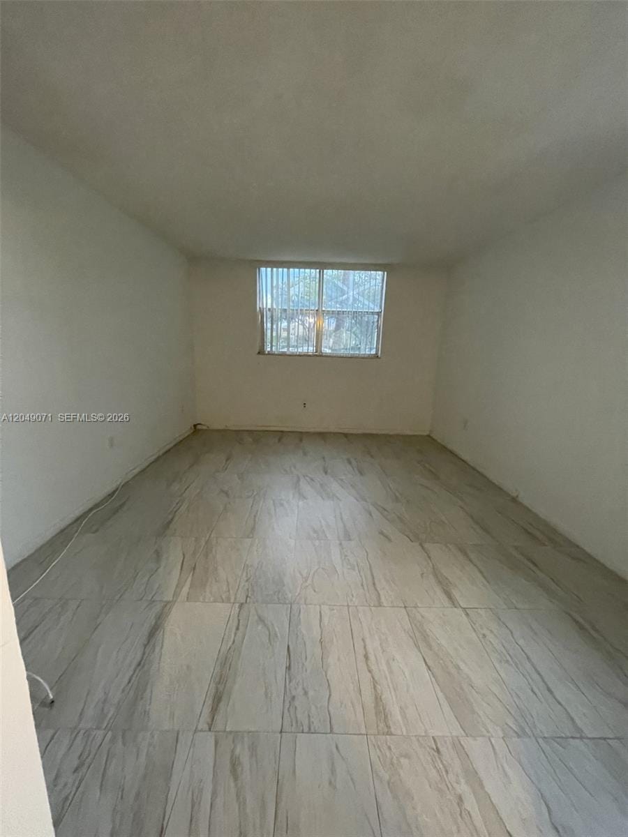 1800 SW 81st Avenue 1111 — photo 3