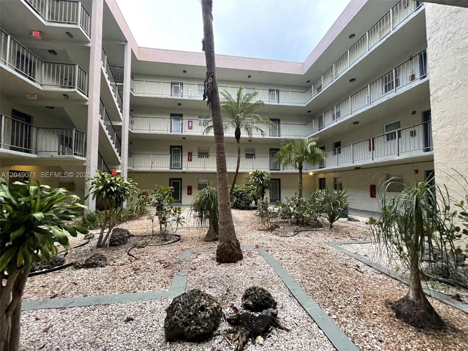 1800 SW 81st Avenue 1111 — photo 5