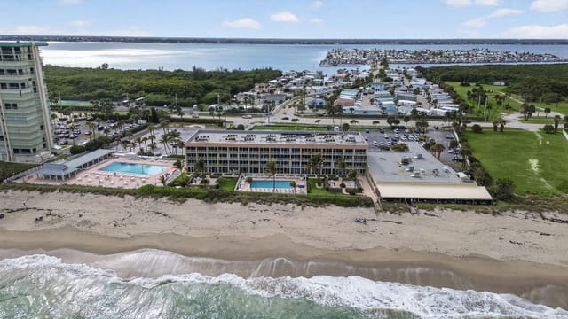 9800 S Ocean Drive 316, Island Beach Club A, Jensen Beach, FL