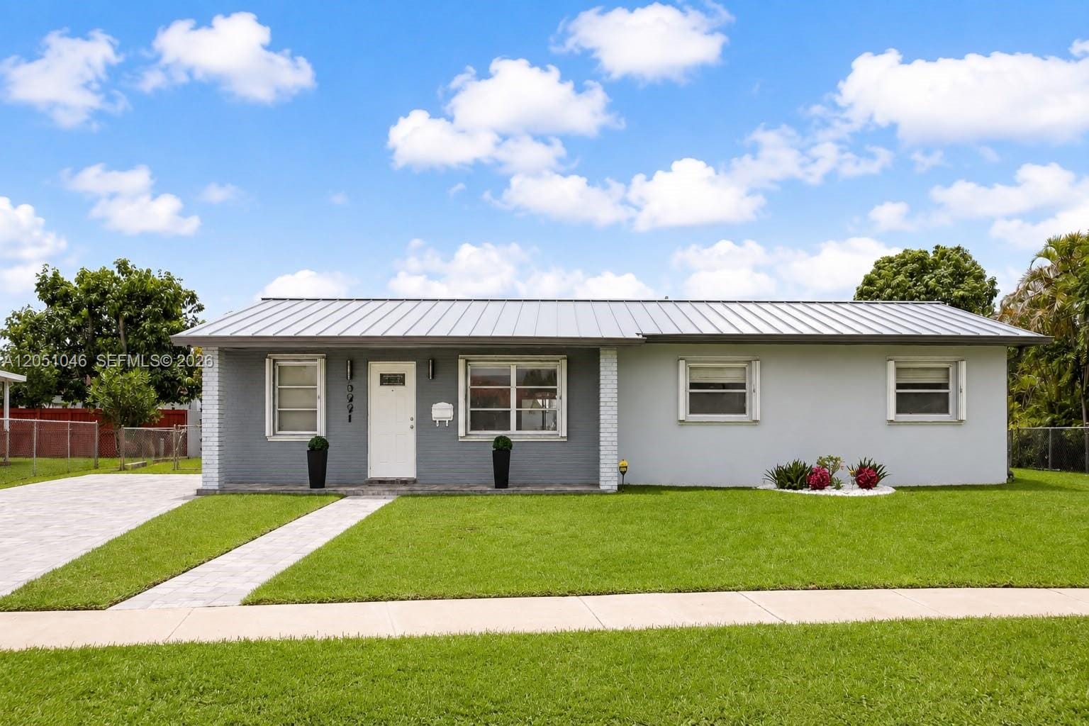5221 SW 127th Place, Miami, FL 33175 photo 1