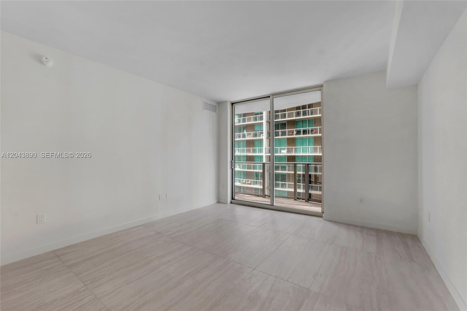77 SE 5 Street 1708 — photo 3
