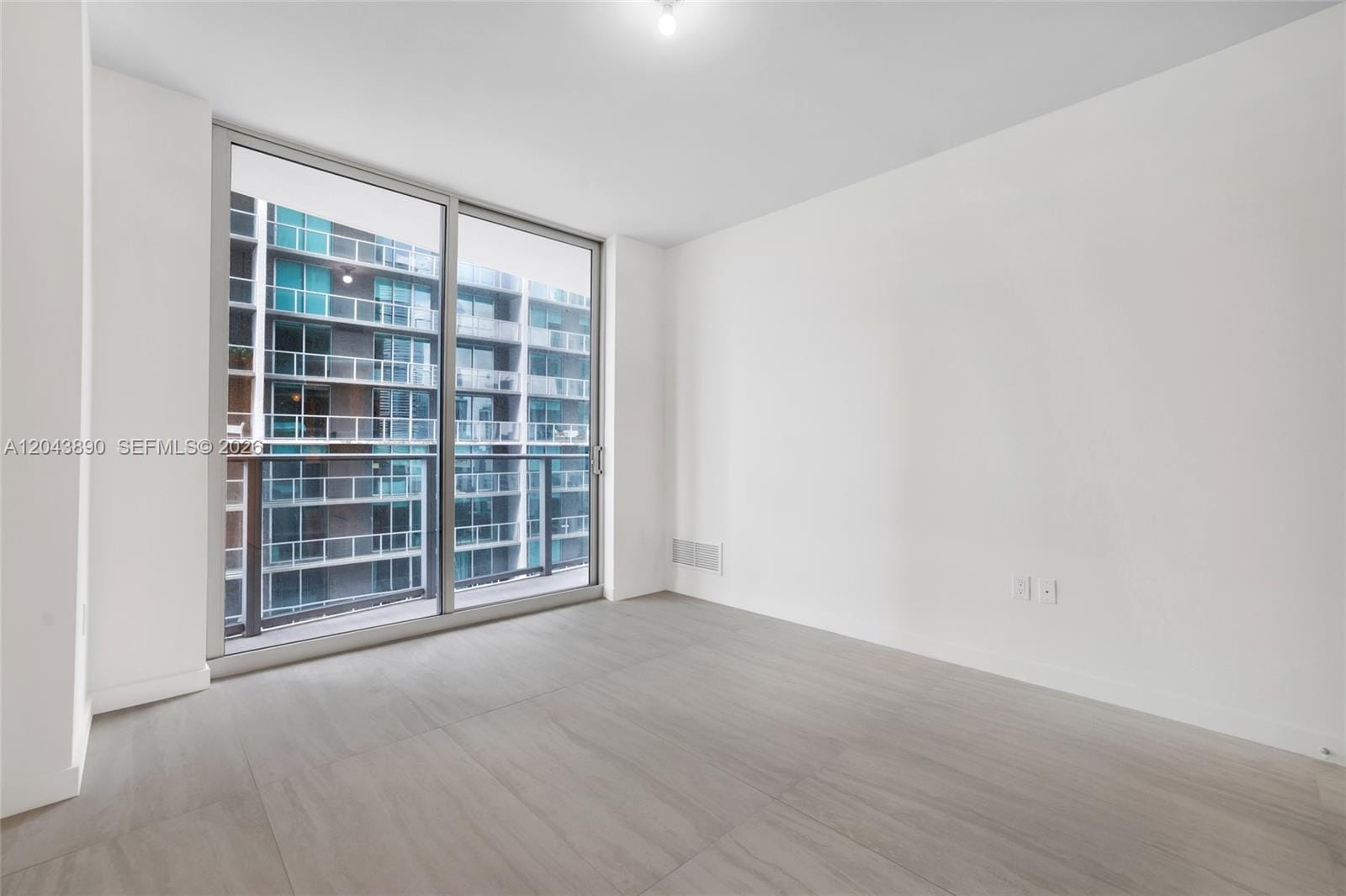 77 SE 5 Street 1708 — photo 8