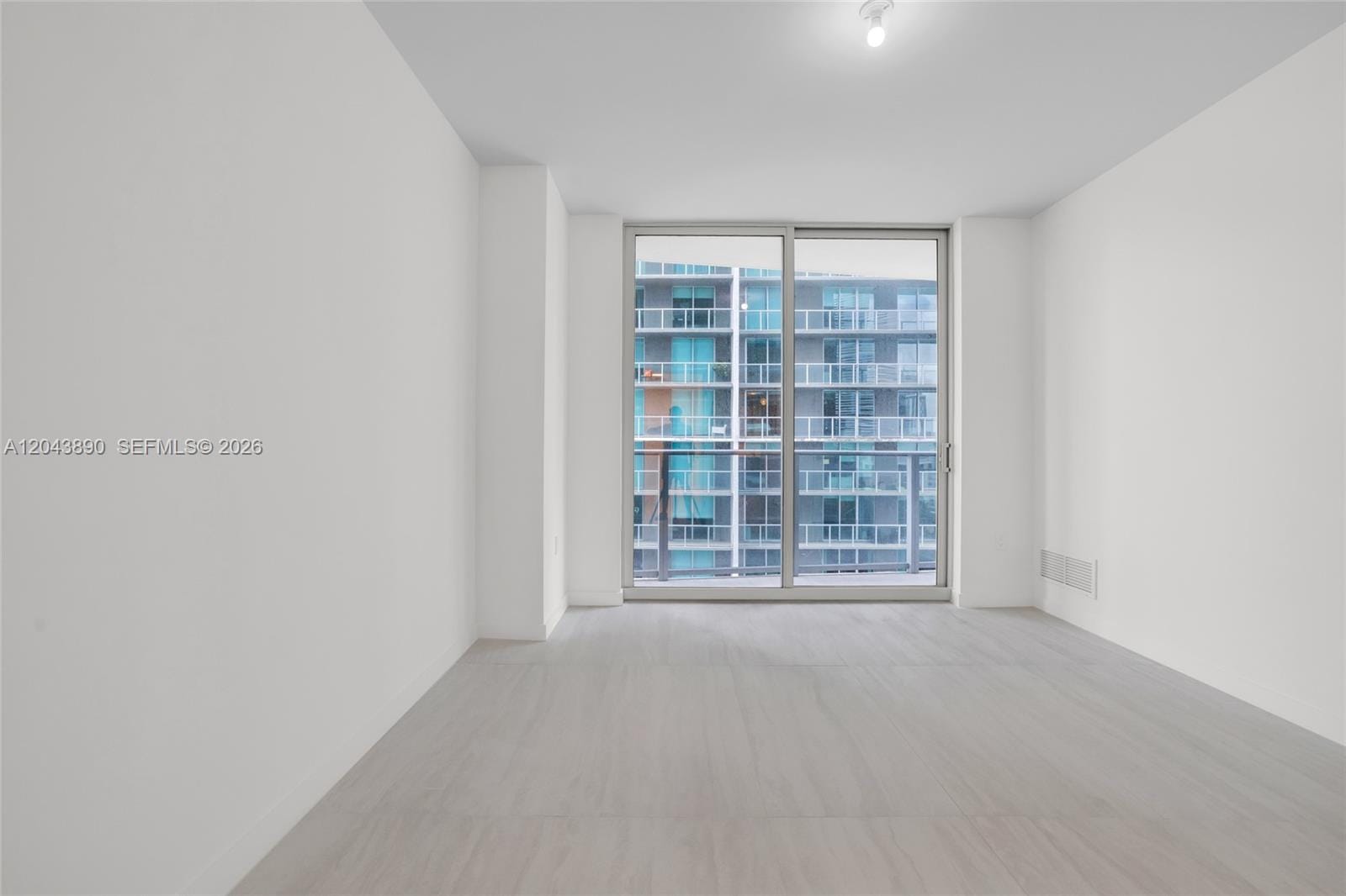 77 SE 5 Street 1708 — photo 9