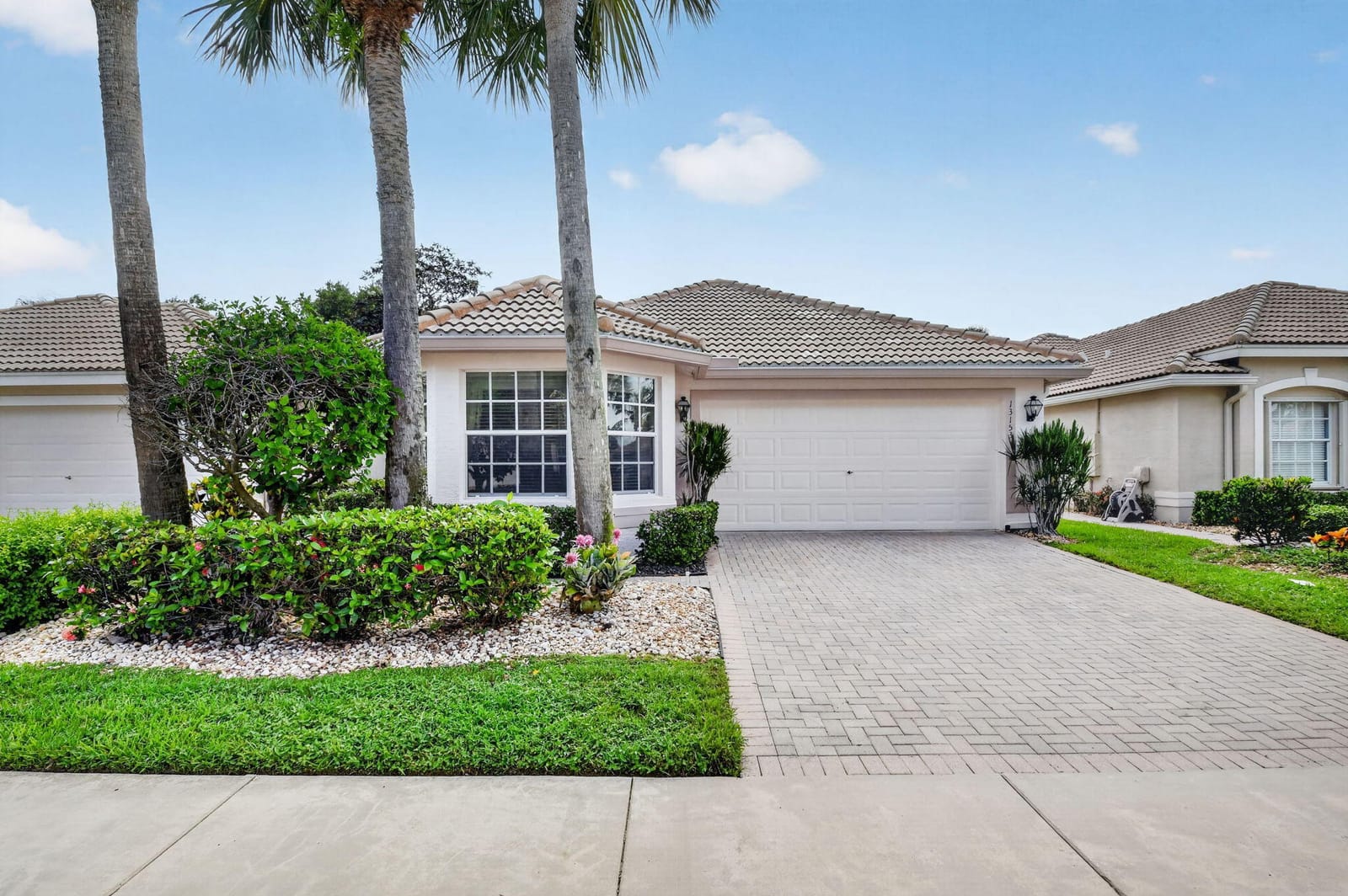Pending home at 13153 La Sabina Drive, Delray Beach, FL 33446