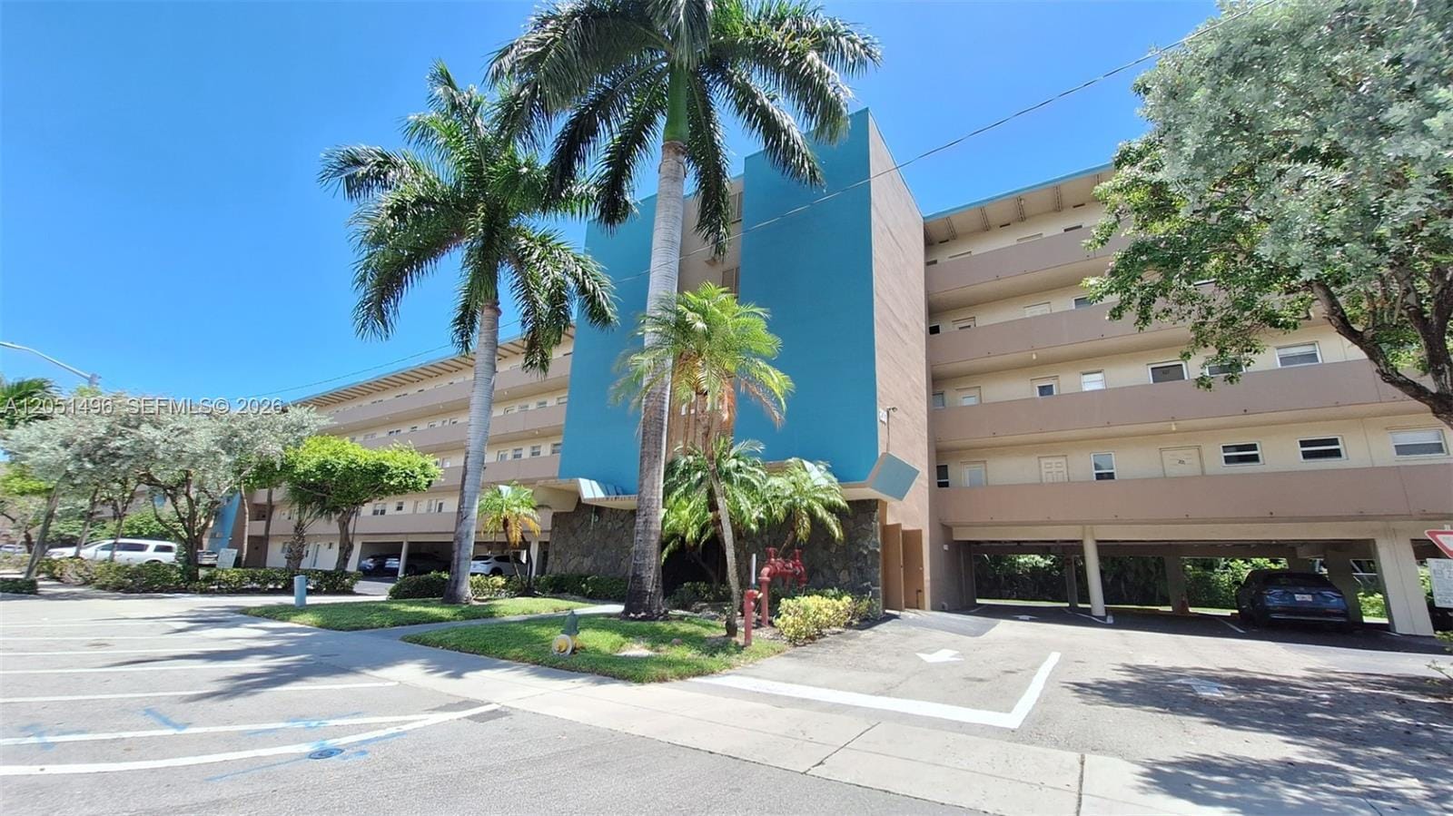 200 NE 14th Avenue 314, Hallandale Beach, FL 33009