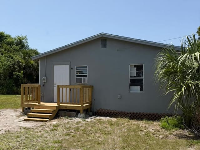 4250 29th Avenue B, Vero Beach, FL 32967