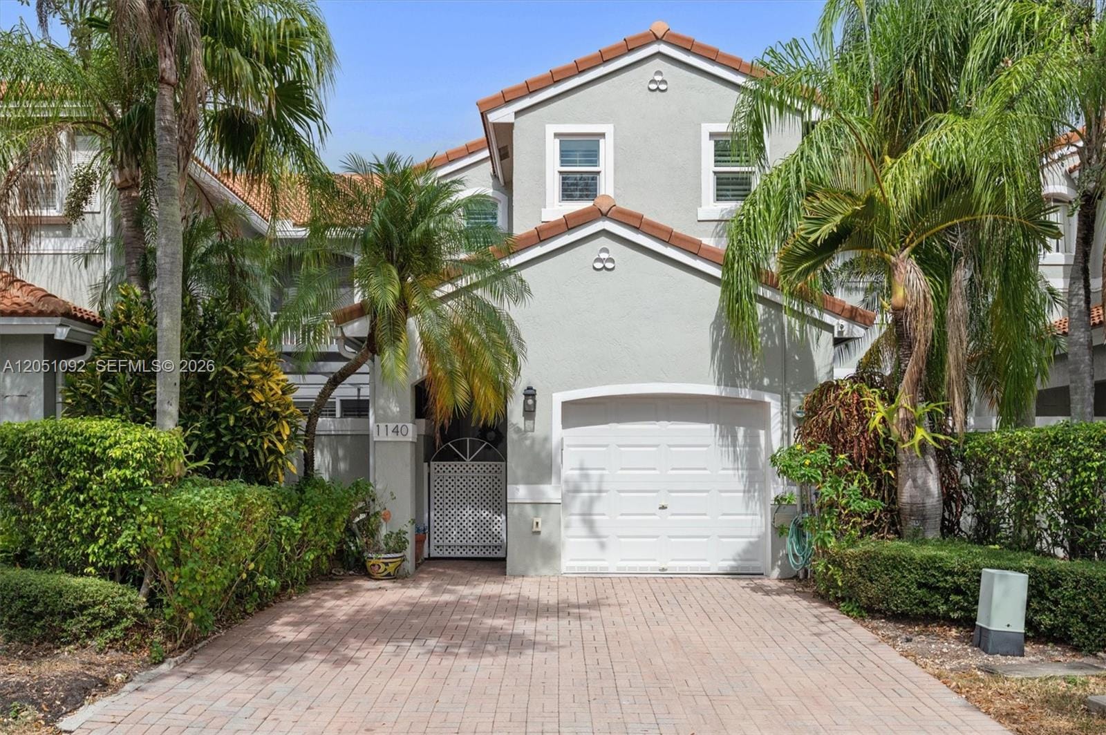 1140 Weeping Willow Way, Hollywood, FL 33019