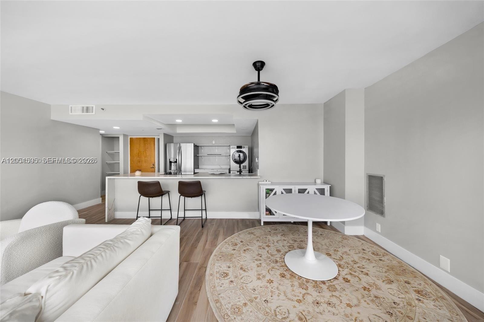 7601 E Treasure Drive 1722 — photo 10