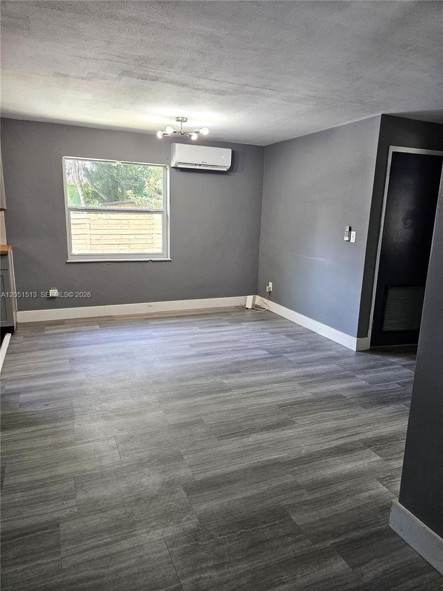5627 SW 26th Street 0 — photo 8