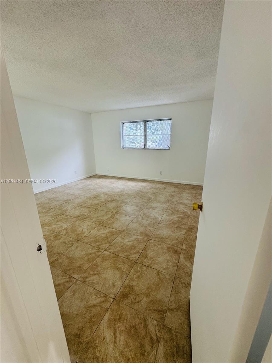 2061 NW 47th Terrace 111 — photo 4