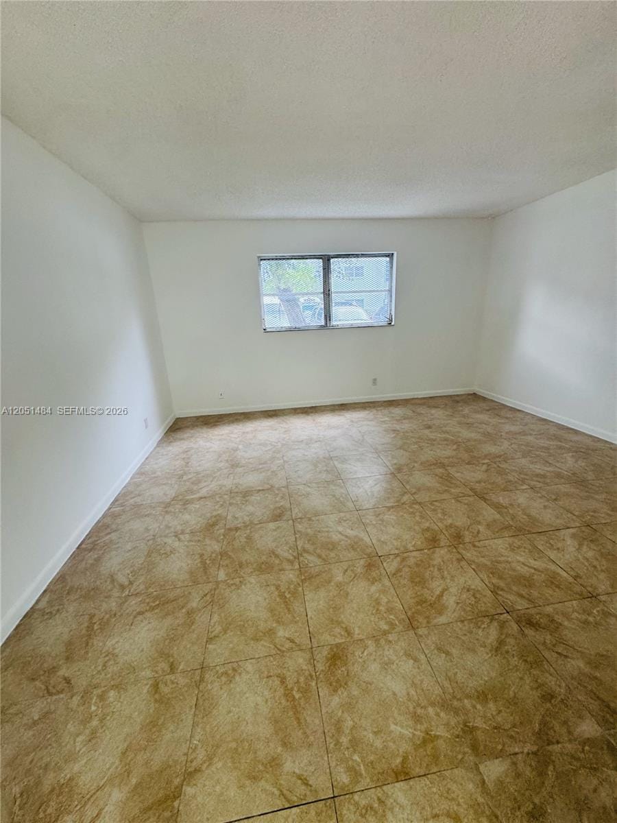 2061 NW 47th Terrace 111 — photo 6