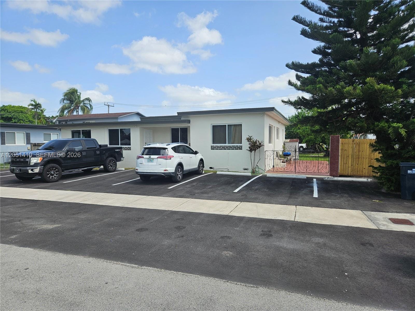 9415 SW 38th Street, Miami, FL 33165 photo 2