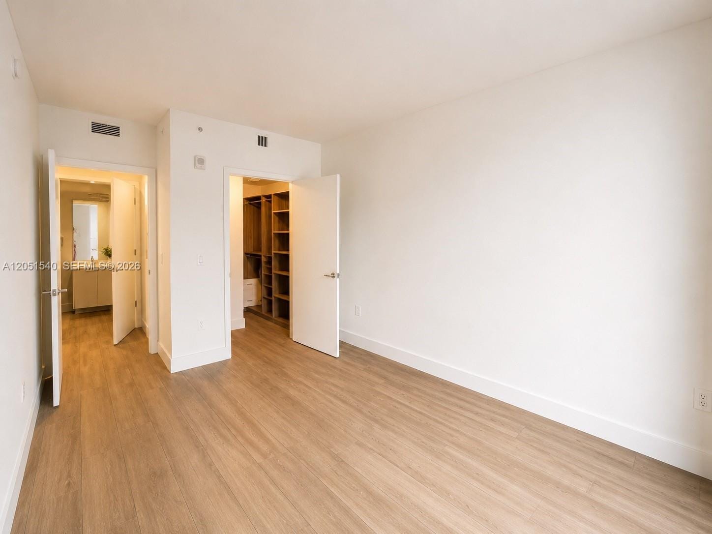 1010 Brickell Avenue 3309 — photo 8