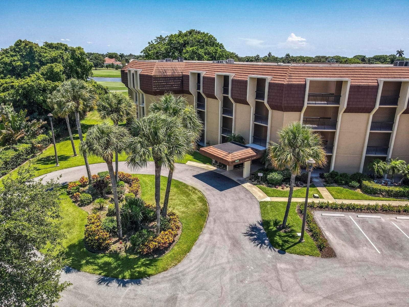 5350 Woodland Lakes Drive 311, Palm Beach Gardens, FL 33418 photo 2