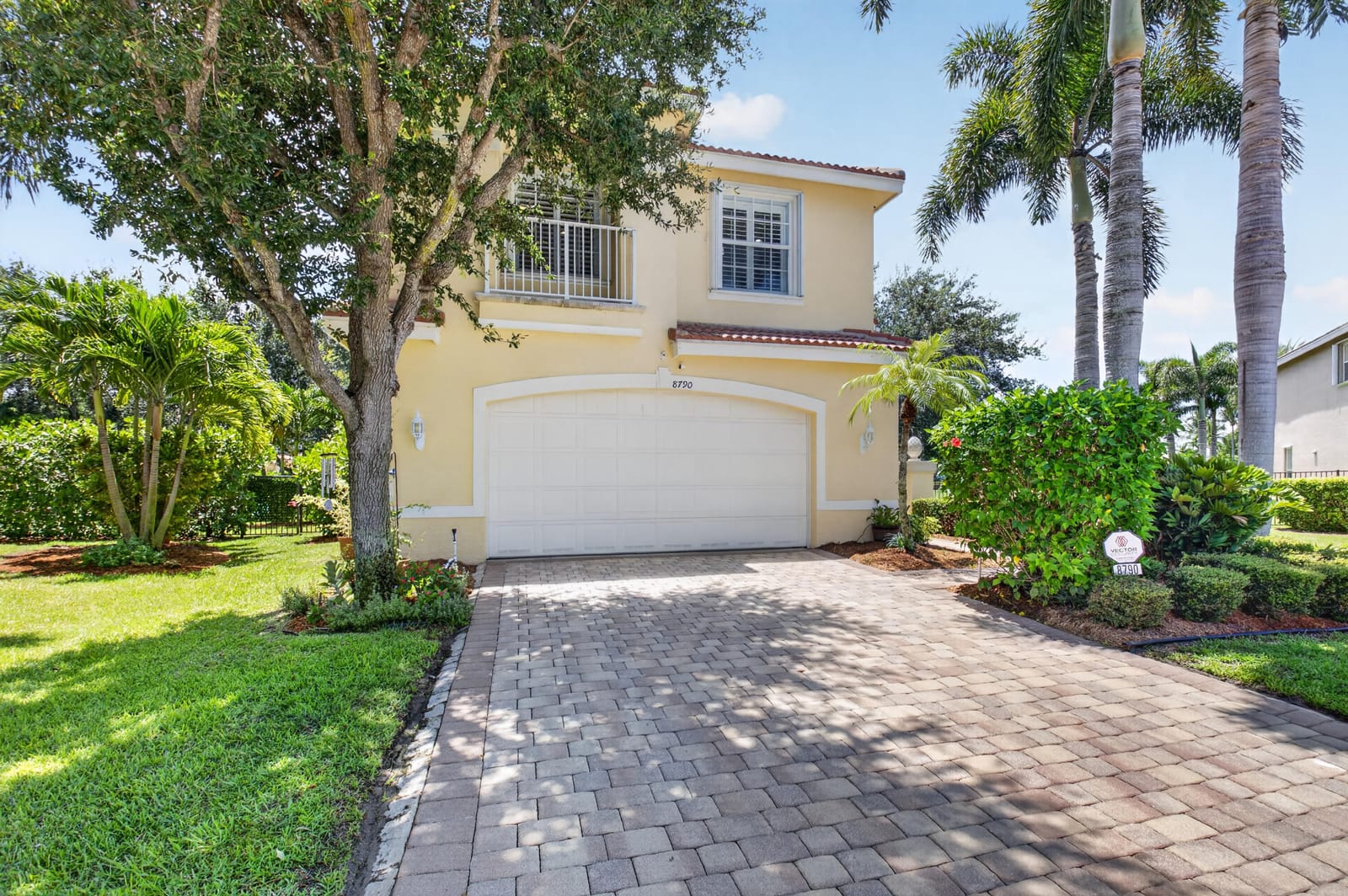 8790 Morgan Landing Way — photo 3