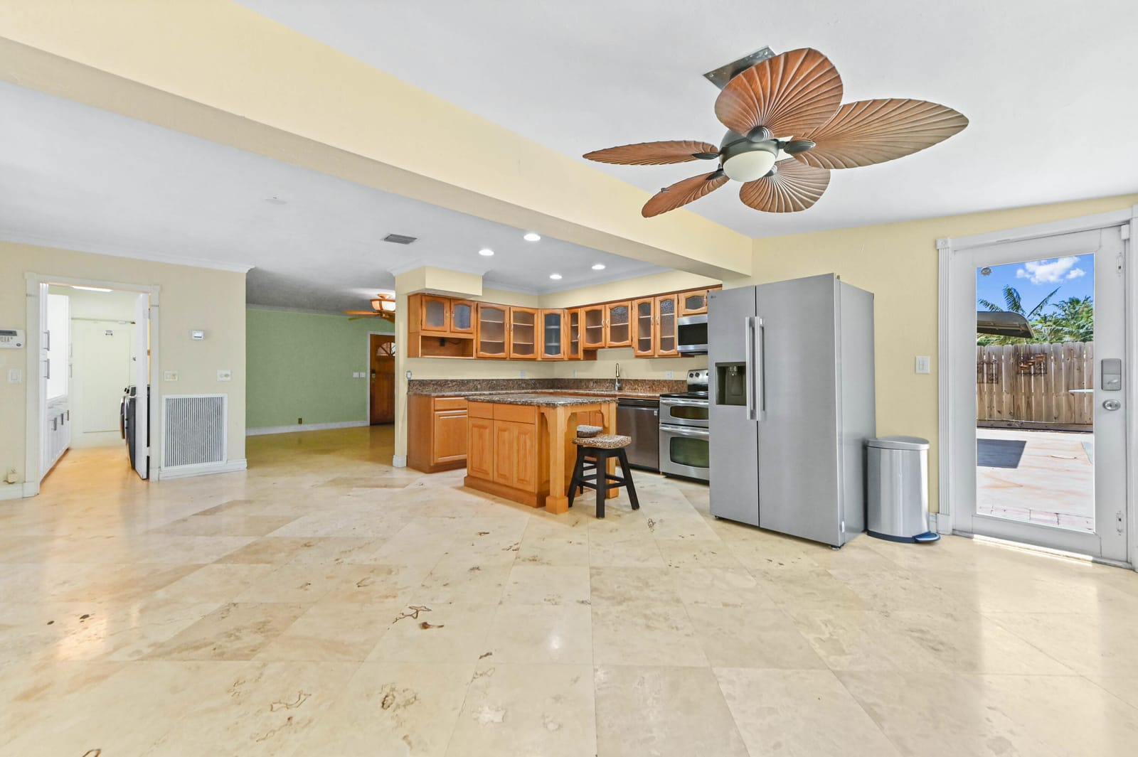 138 NE 29th Street — photo 11