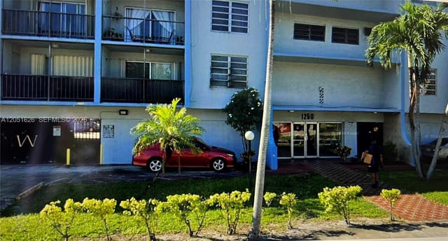 1250 NE 125th Street 403D, North Miami, FL 33161