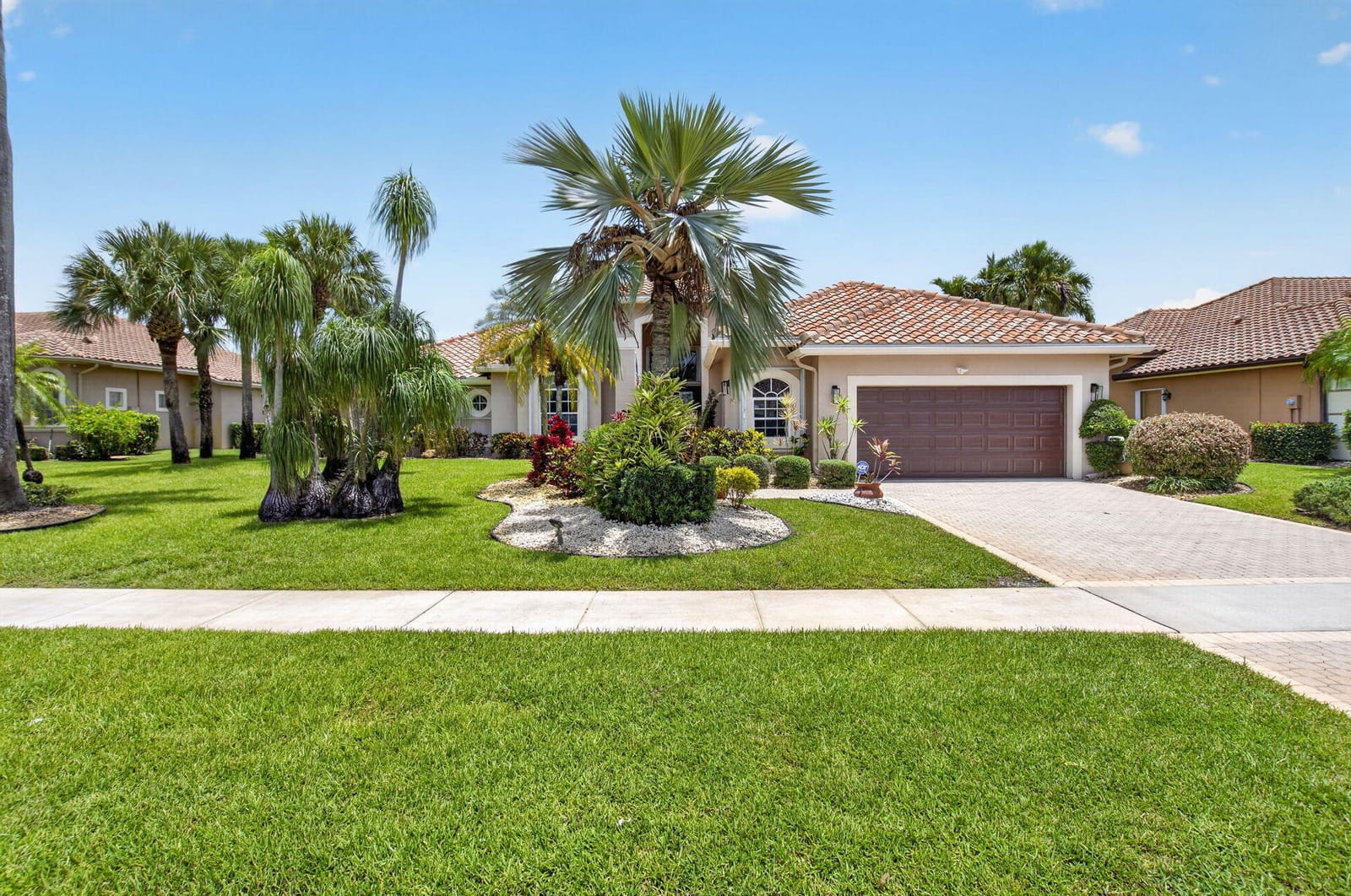8064 Desmond Drive, Boynton Beach, FL 33472 photo 3