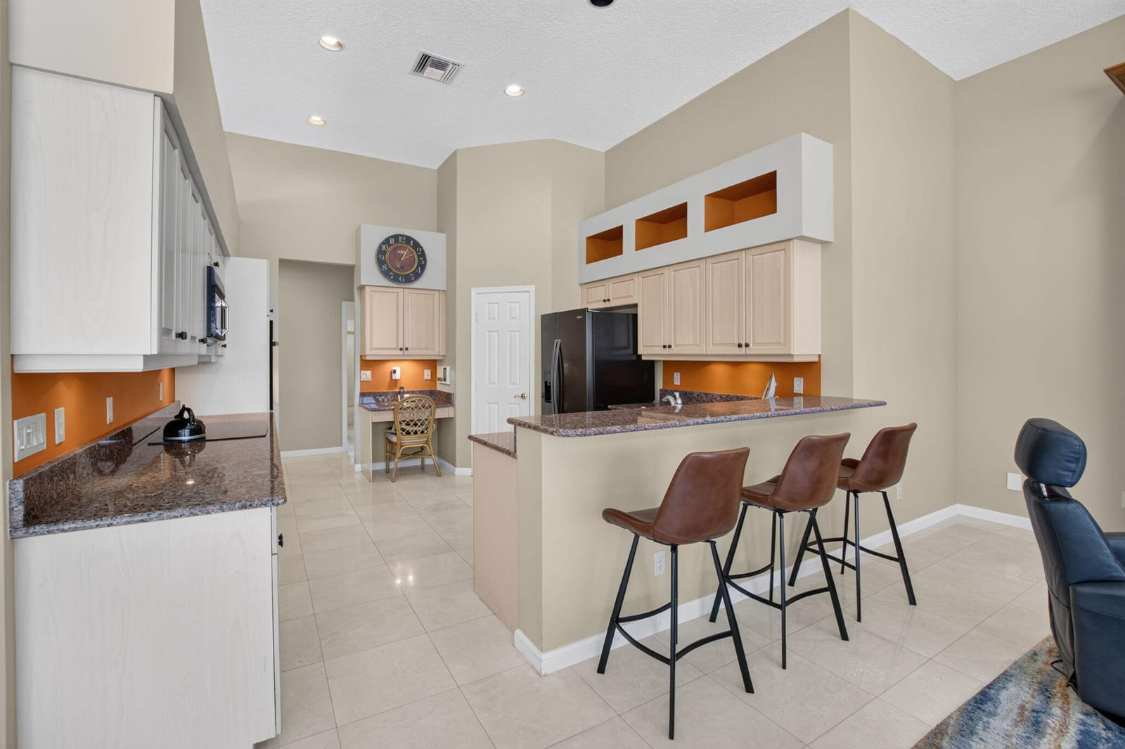 8064 Desmond Drive, Boynton Beach, FL 33472 photo 23