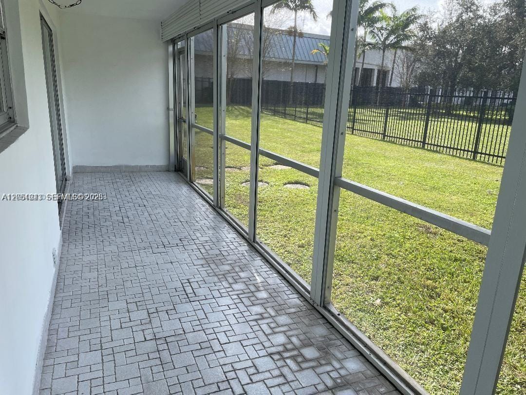 950 Hillcrest Drive 102 — photo 10