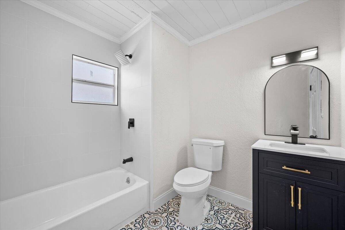 1030 22nd Street — photo 11