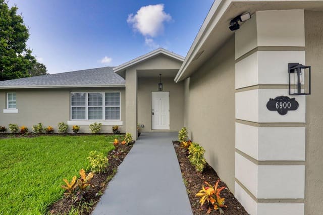 6900 2nd St Street, sold in Abyssinia Park, Jupiter, FL