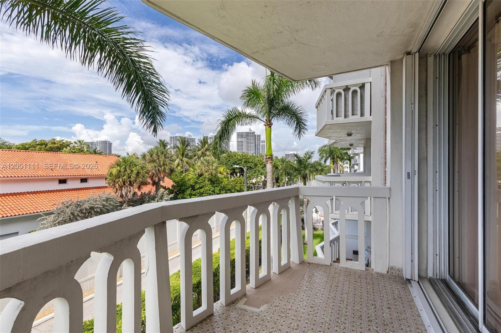 3199 S Ocean Drive 305 — photo 11