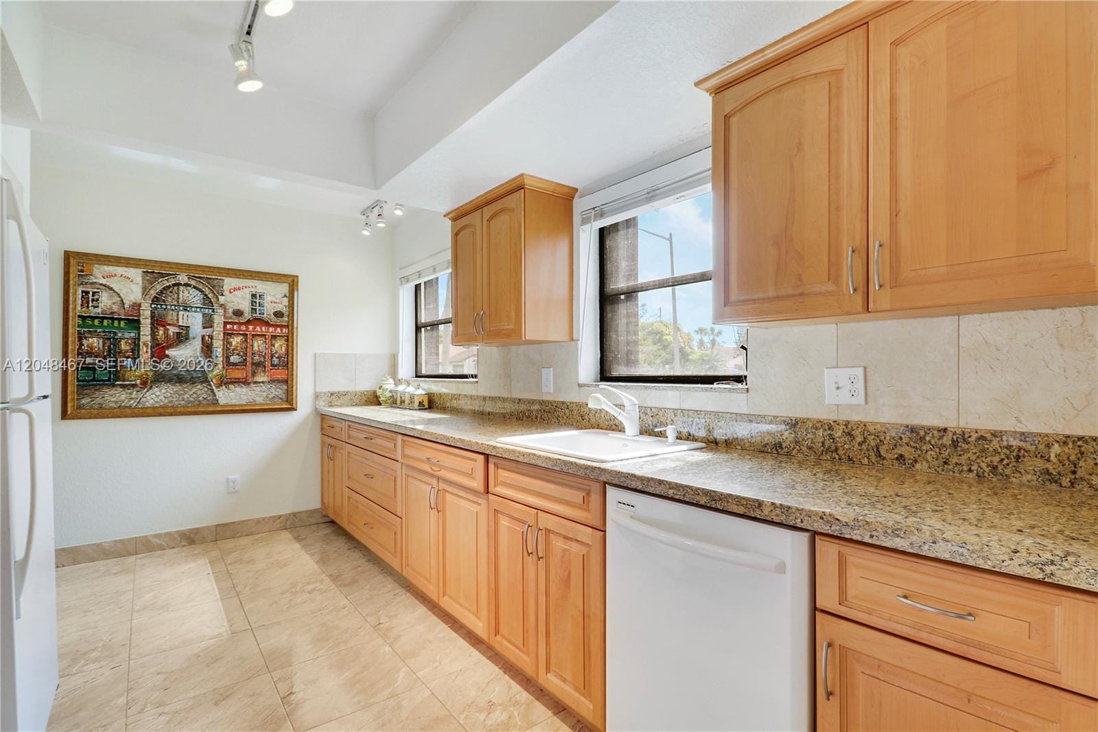 3449 Shadow Wood Drive — photo 8