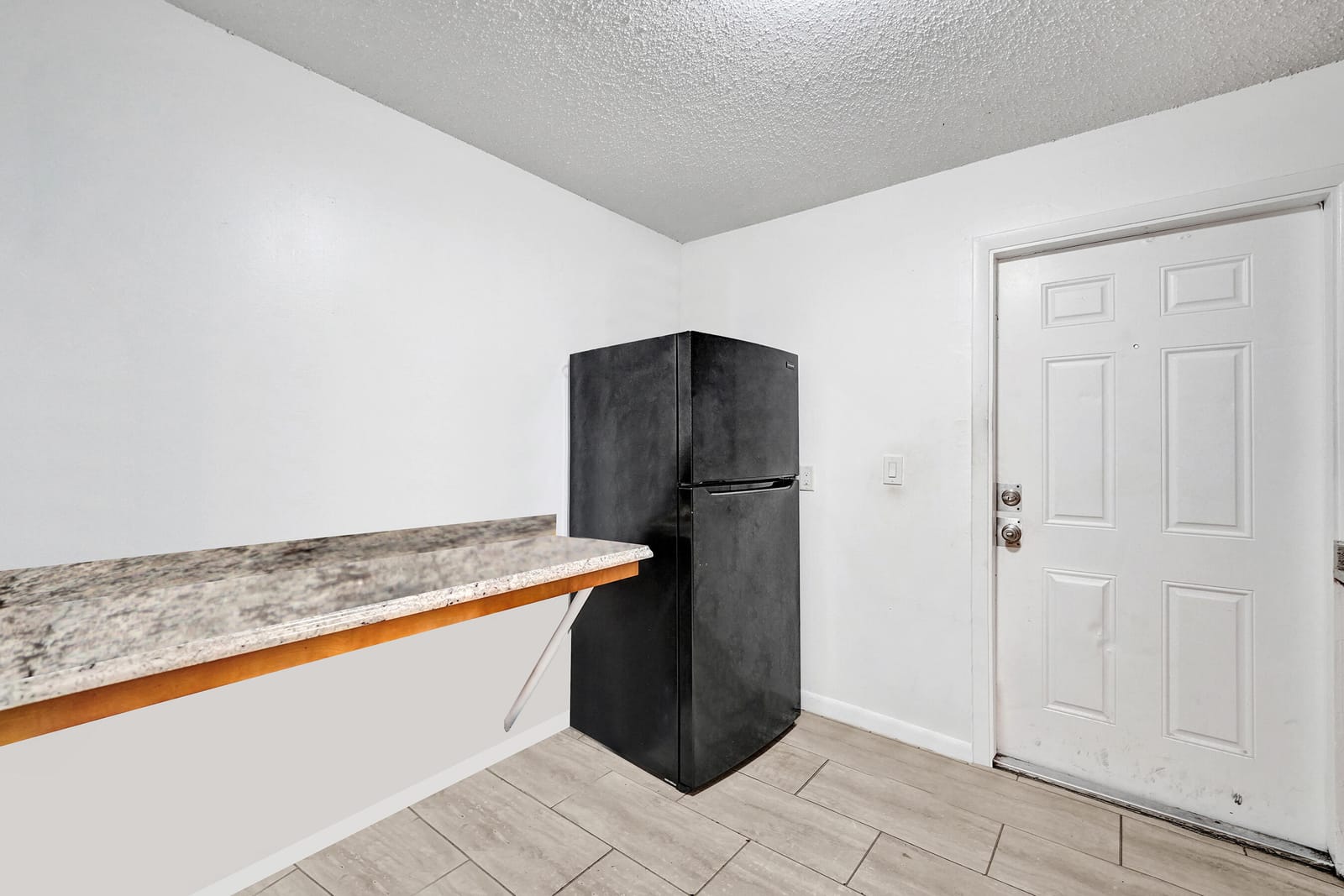 850 E Commercial Boulevard 250f — photo 10
